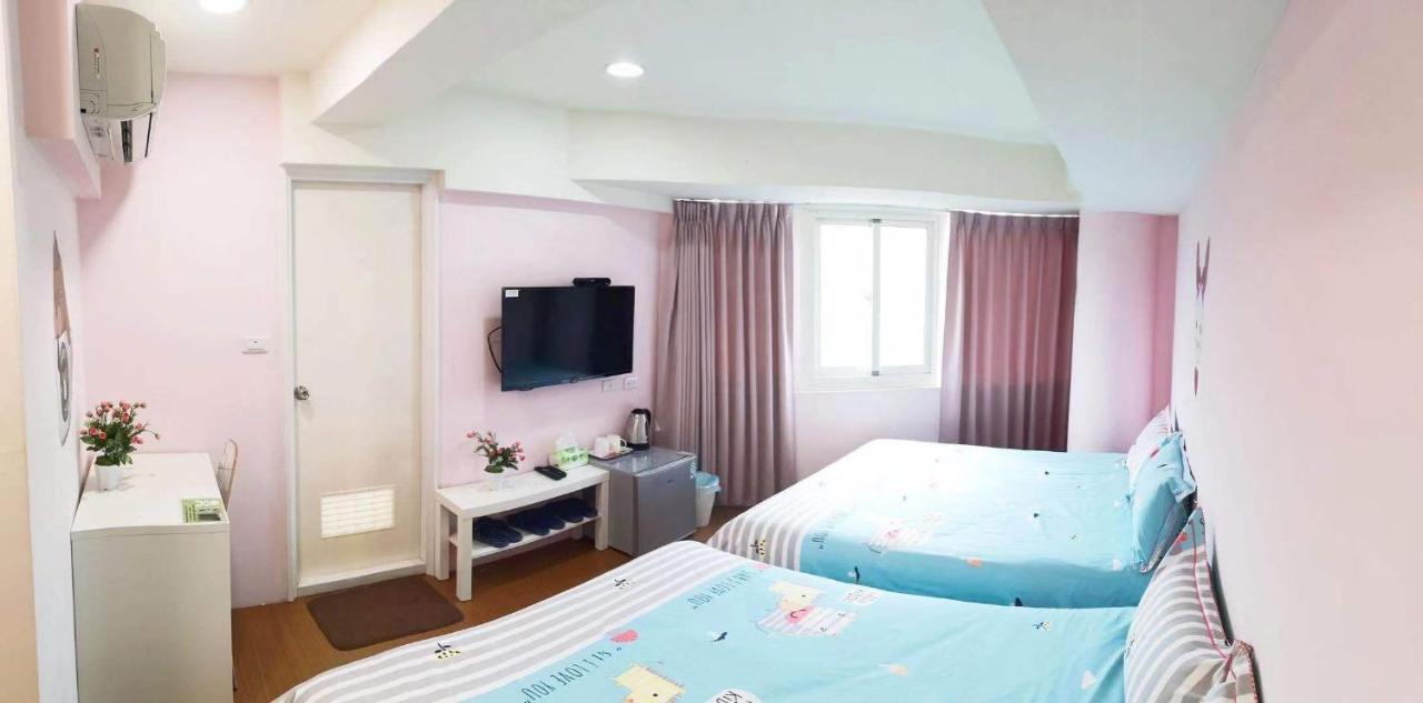 星霖之家 Apartment Тайджун Екстериор снимка